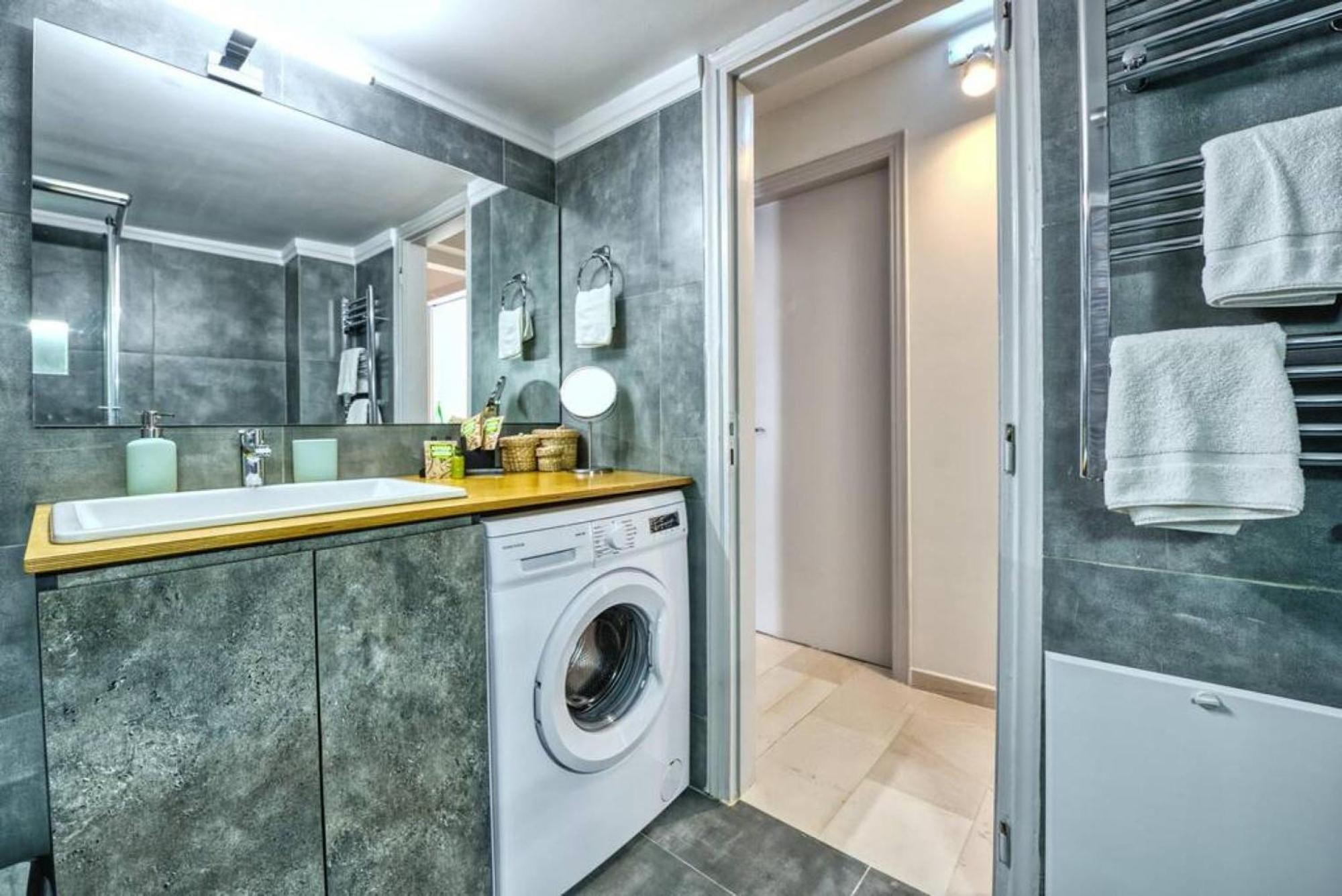 Muse A Dreamy And Fresh New Apartment Atenas Exterior foto